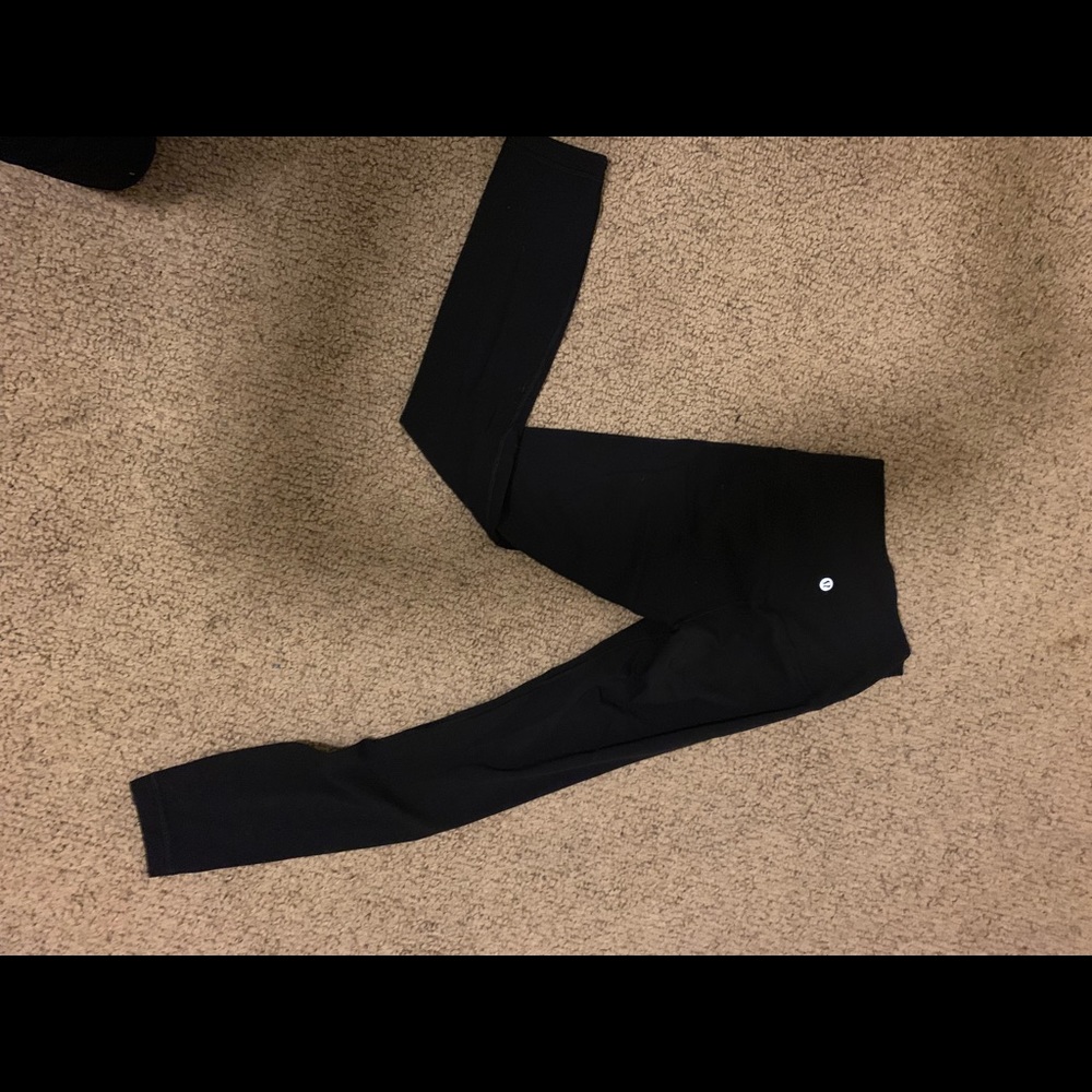 Lululemon black leggings